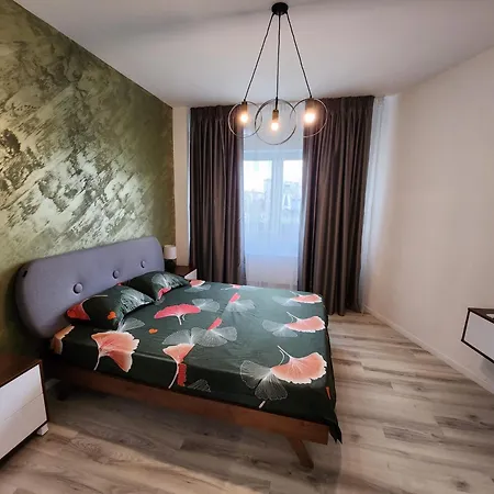 Apartment Center In Rosetti